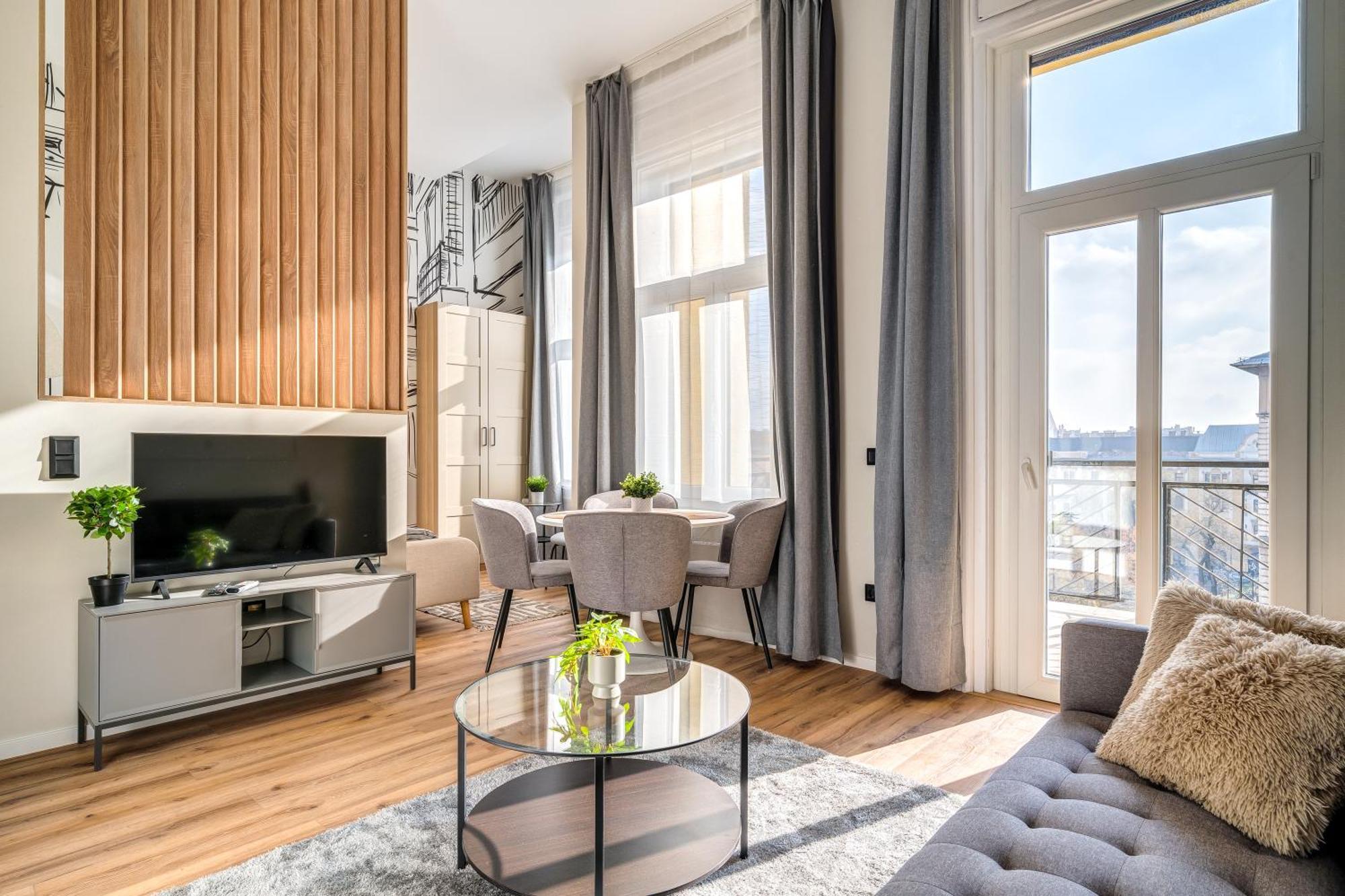 Time Out With Terrace - R30 Apartment *