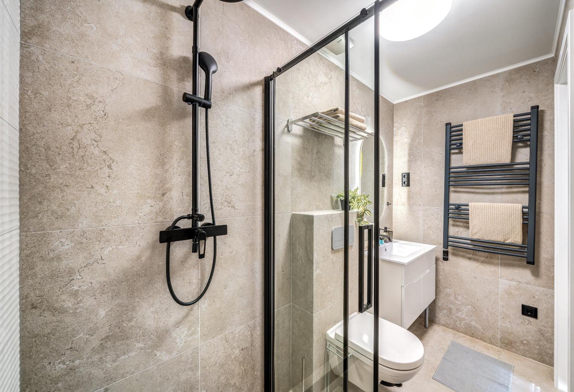 Time Out With Terrace - R30 Apartment *