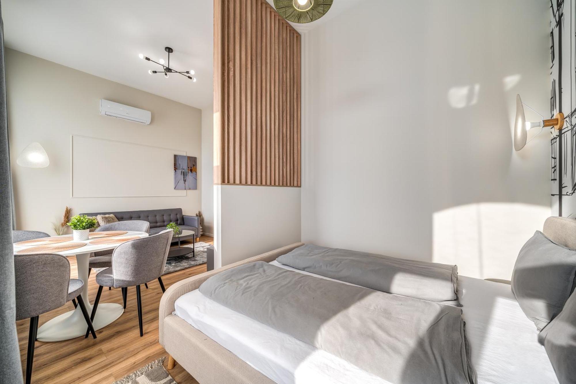 Time Out With Terrace - R30 Apartment *