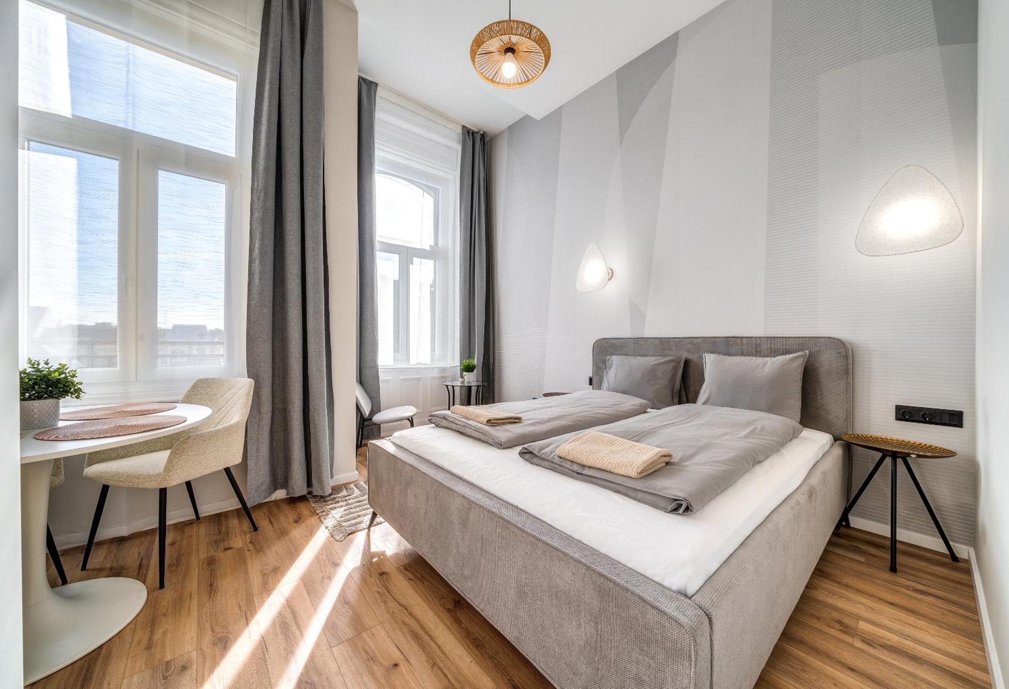 Time Out With Terrace - R30 Budapest